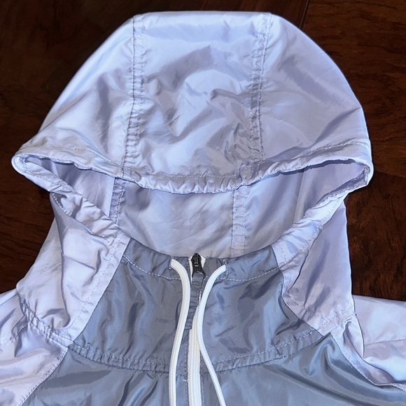 Columbia *NWOT* Women’s May Valley Windbreaker - Picture 2 of 15